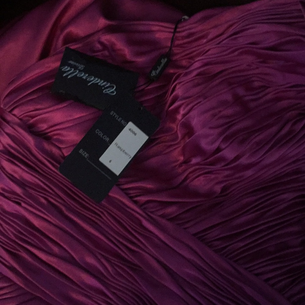 Cinderella Raspberry dress size 6 (zara 2) - Picture 5 of 6